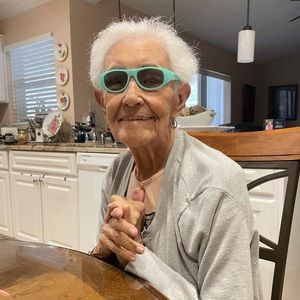 Meet your Posher, Karla